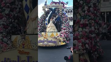 Beauty & the Beast 🥀 Festival of Fantasy Parade - Magic Kingdom - Feb 2023 #shorts #disney