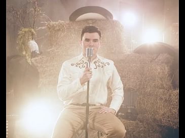 Rey Eduardo - Eso y Mas (Video Oficial 2025)