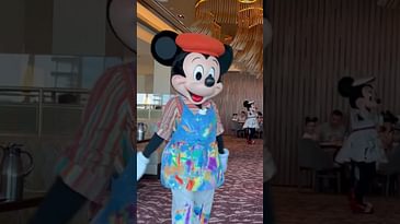 Mickey & Minnie at Topolino's Terrace Breakfast #shorts
