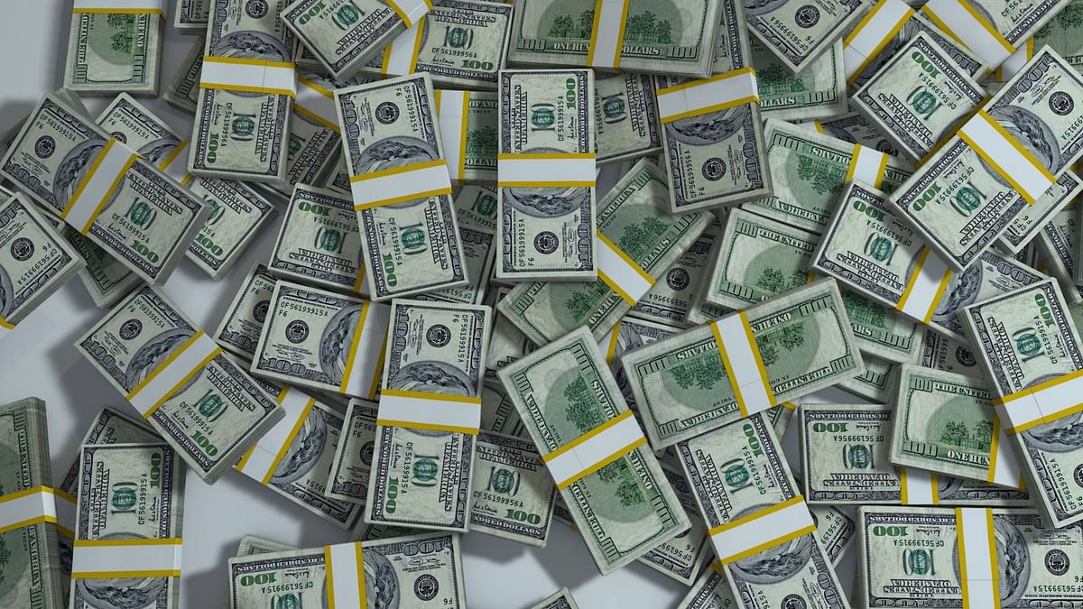 Ep. 184: Do Tall People ACTUALLY Deserve To Earn MORE MONEY? | Being Tall Is TOO Expensive