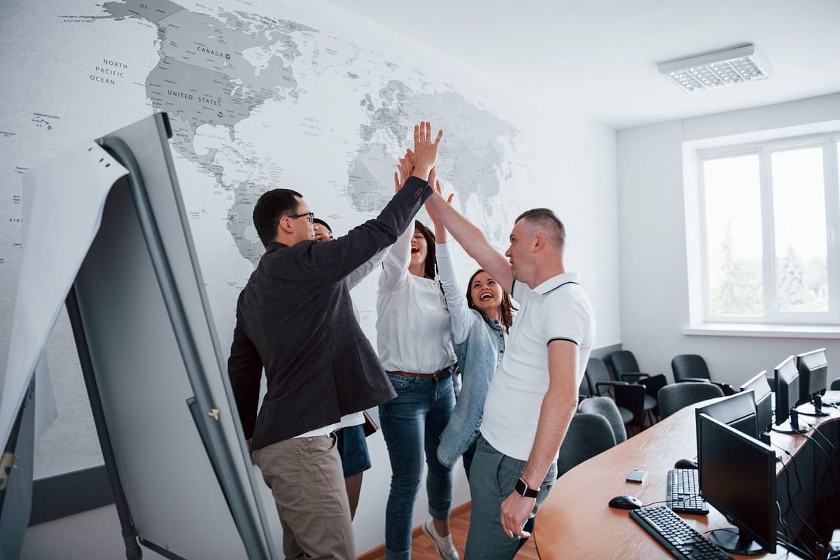 How do you get noticed and get sales as a professional coach? Try this Aussie hermit’s 3-step methodology
