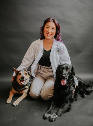 Lia Xiong Ratley, MSN, FNP-C, RNFA