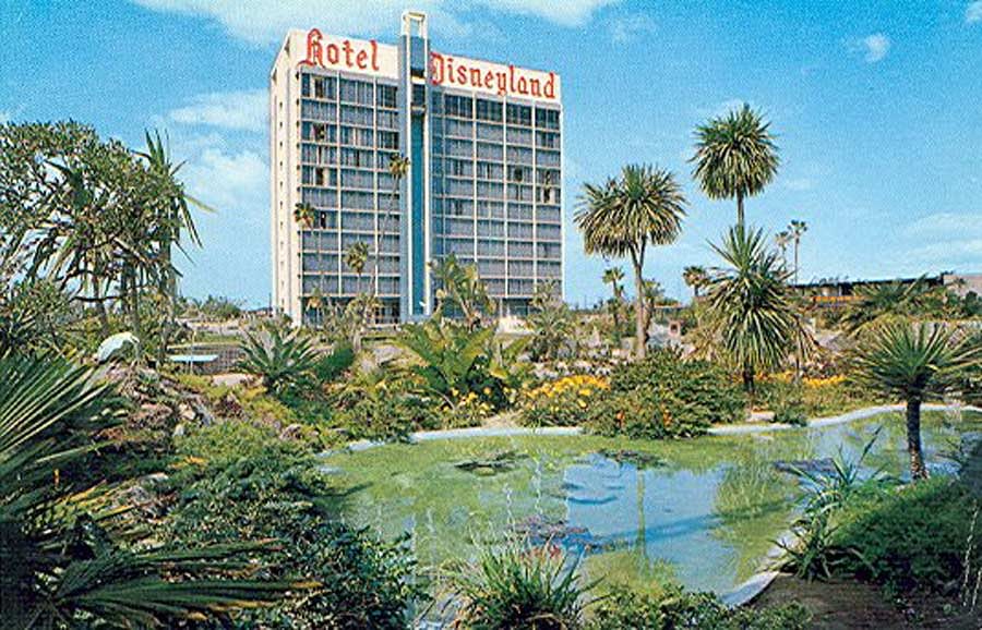 EarzUp! | History of the Disneyland Hotel
