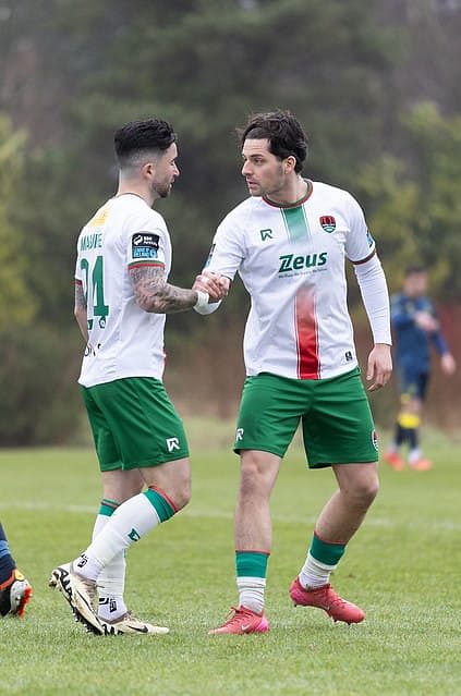 Super Seani sweeps Sligo aside