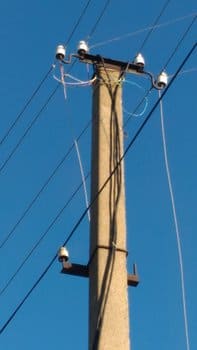 столб с проводами 1.jpg